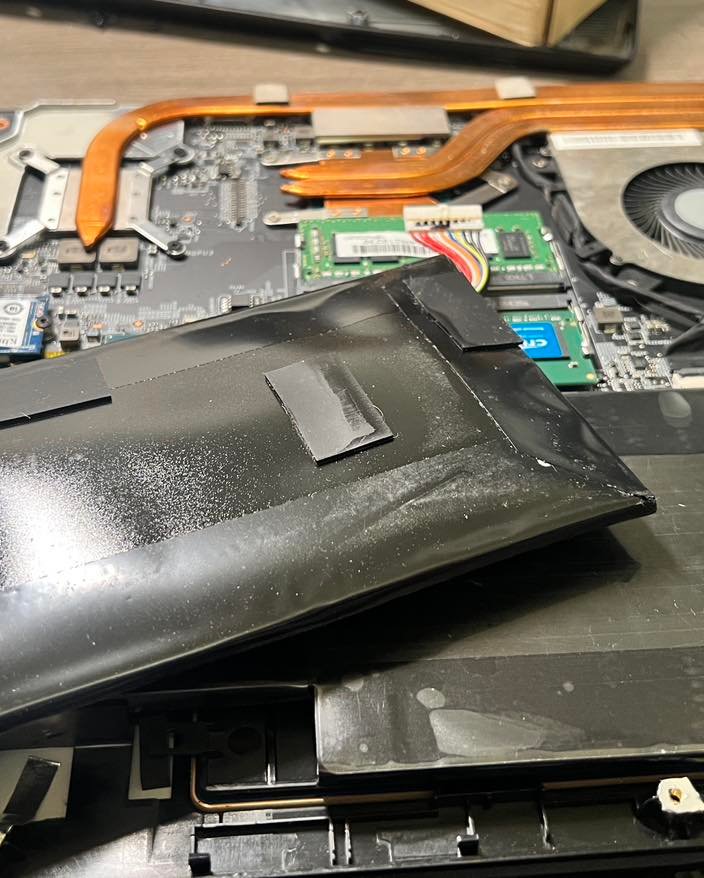 微星MSI筆電更換電池 3