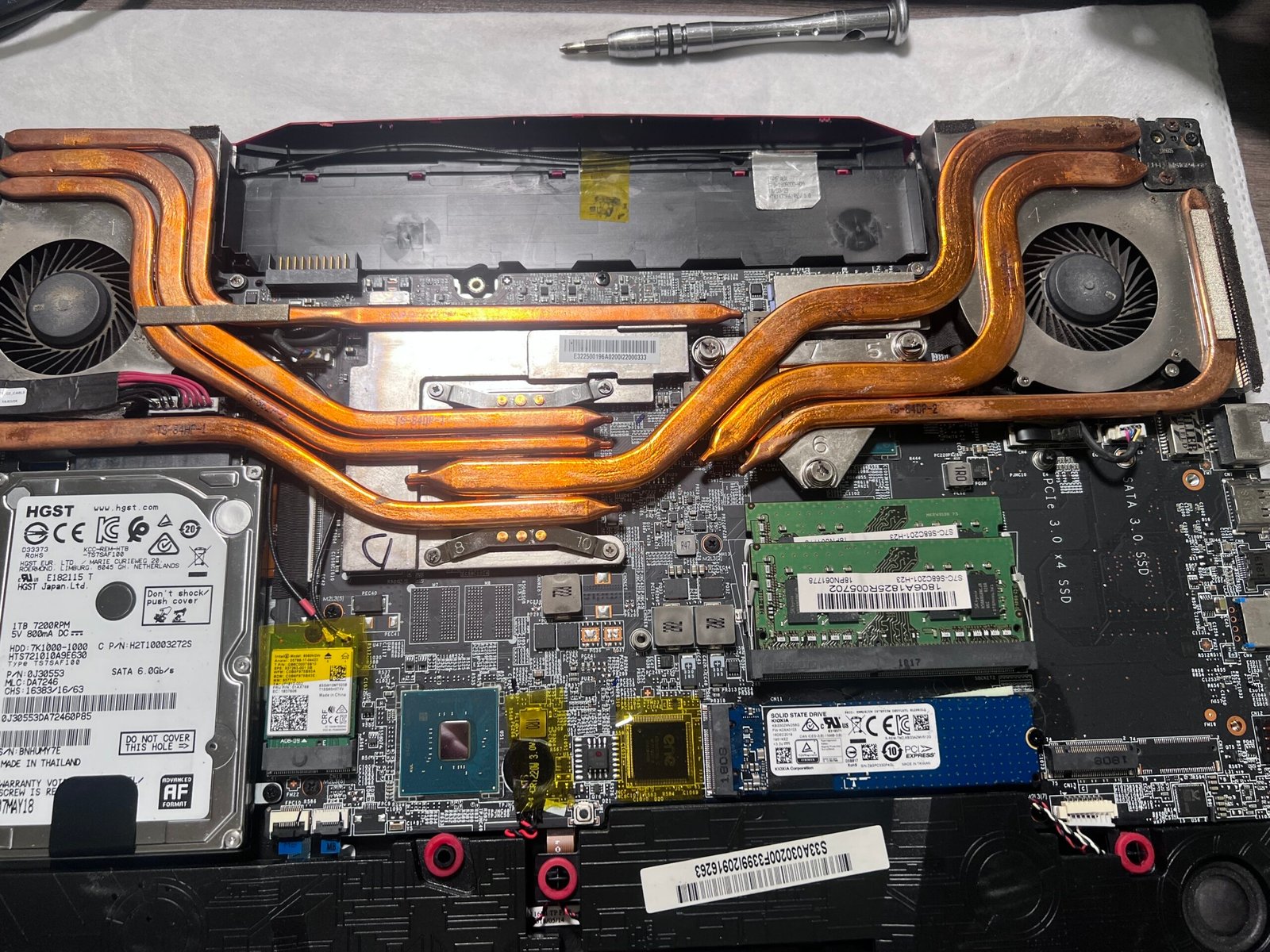 【桃園筆電維修】MSI GP63 Leopard 散熱清潔與散熱膏更換維修實例分享
