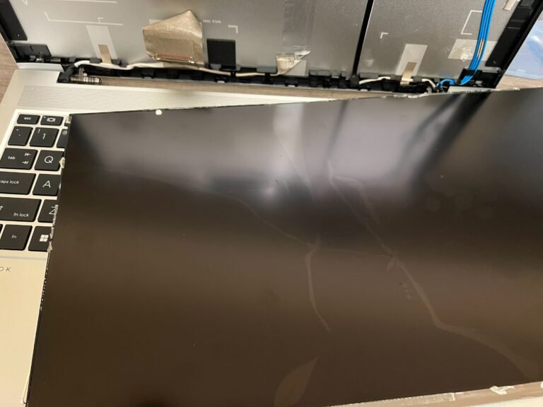 【桃園筆電維修】HP HSN-Q33C-5 螢幕破裂維修實例分享
